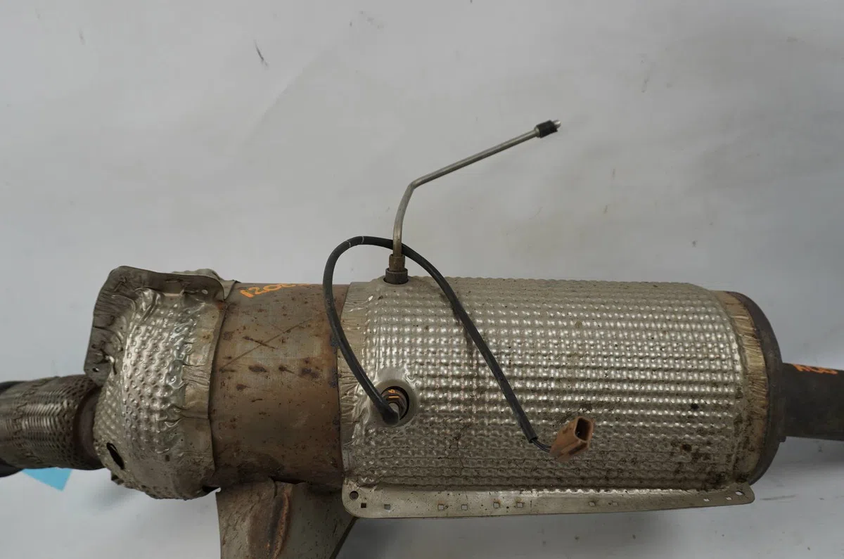 Filtre a particules  Renault MASTER III Camionnette (FV) 2.3 dci 125 fwd (fv0c, fv0d, fv0g, fv0h, fv0j, fv0k) (2010) occ