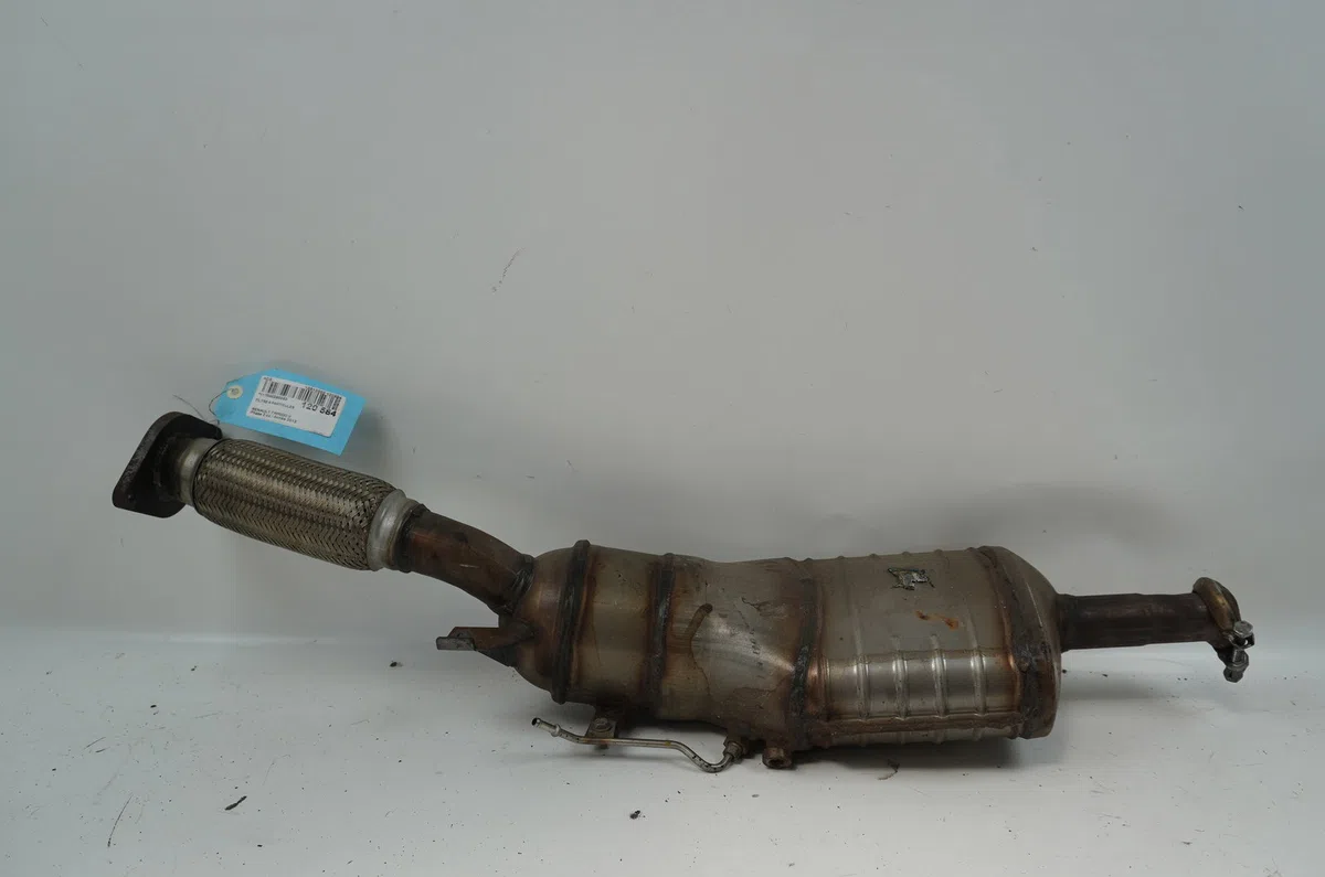 Filtre a particules  Renault TWINGO II (CN0_) 1.5 dci 75 (2010) 3 portes occasion