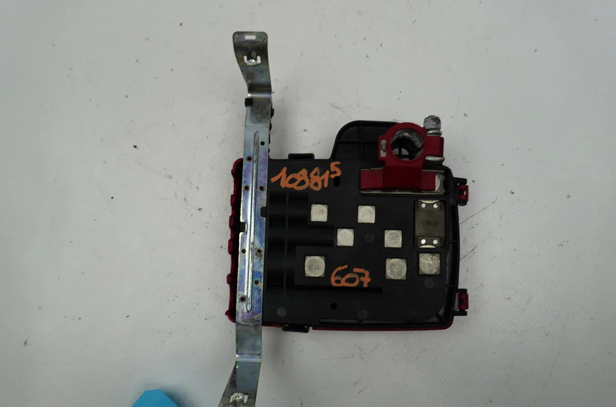 Fusible batterie de traction Peugeot 607 (9D, 9U) 2.0 hdi (2005-2011) occasion