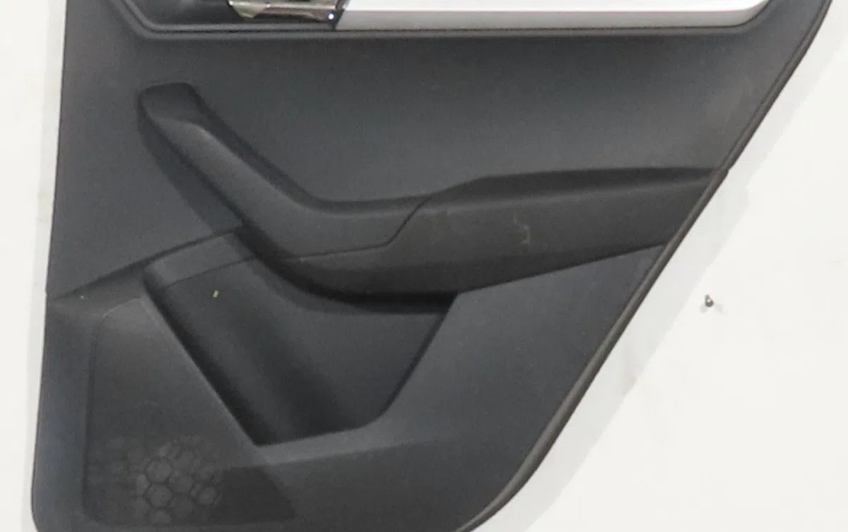 Garniture porte ard Skoda KAROQ (NU7, ND7) 2.0 tdi (2017) occasion