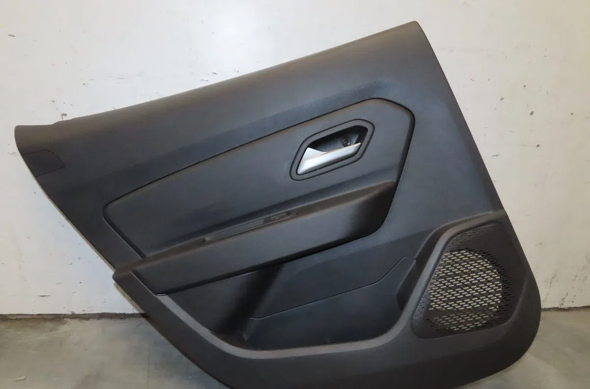 Garniture porte arg Dacia DUSTER (HM_) 1.3 tce 130 (hmmf) (2019) occasion