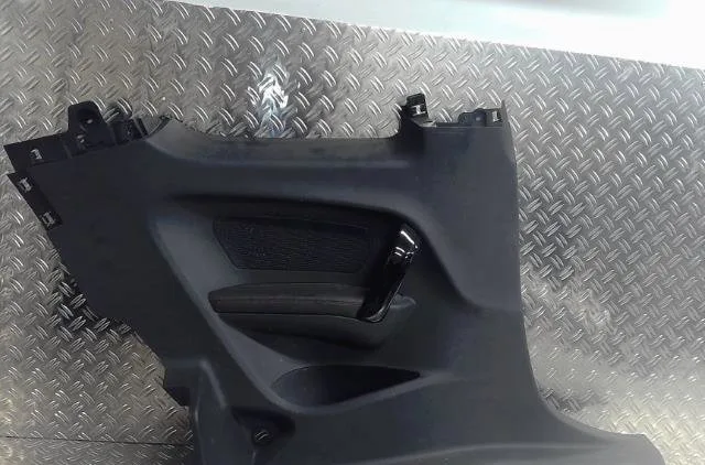 Garniture porte arg Peugeot 208 I (CA_, CC_) 1.4 hdi (2012) 3 portes occasion