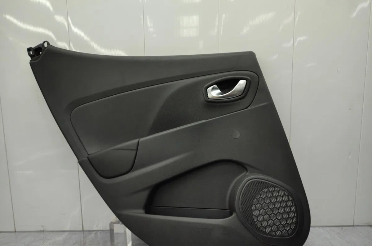 Garniture porte arg RENAULT CLIO 4 PHASE 2 occasion