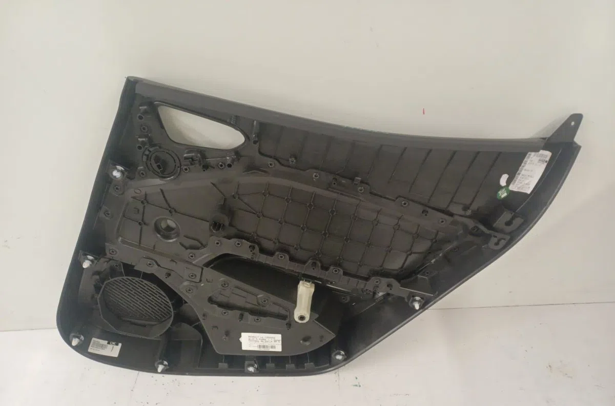 Garniture porte arg Renault CLIO V (B7_) 1.0 tce 100 (b7mt) (2019) occasion