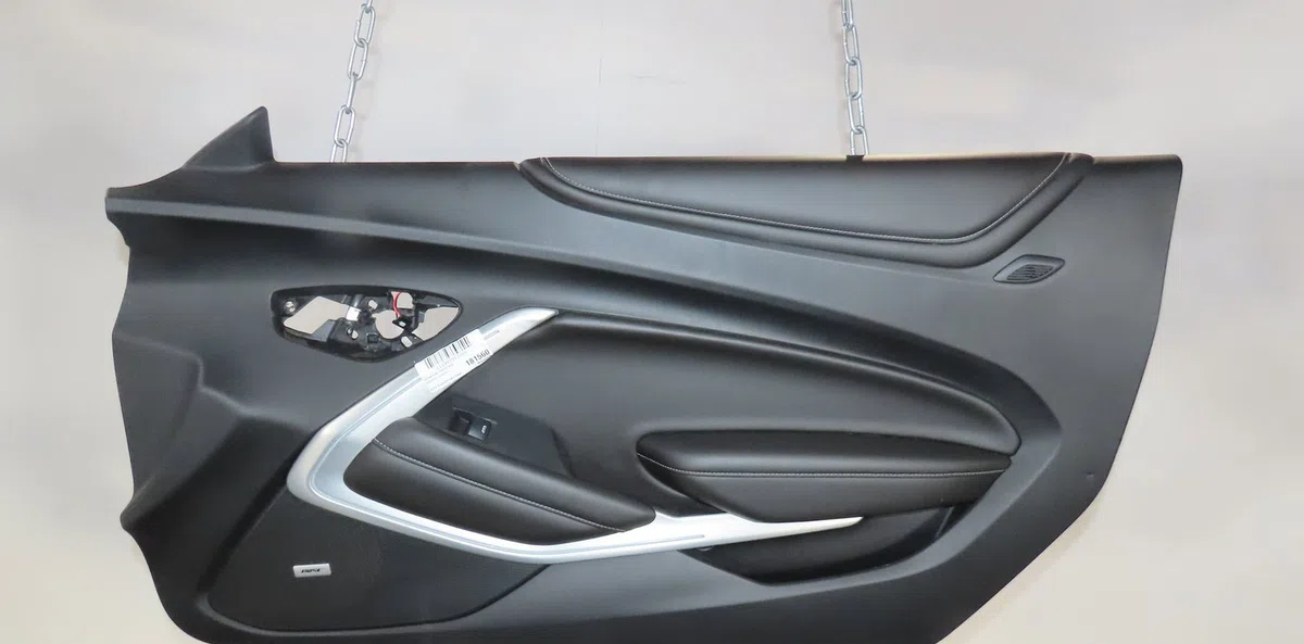 Garniture porte avd Chevrolet CAMARO 2.0 turbo (2016) occasion