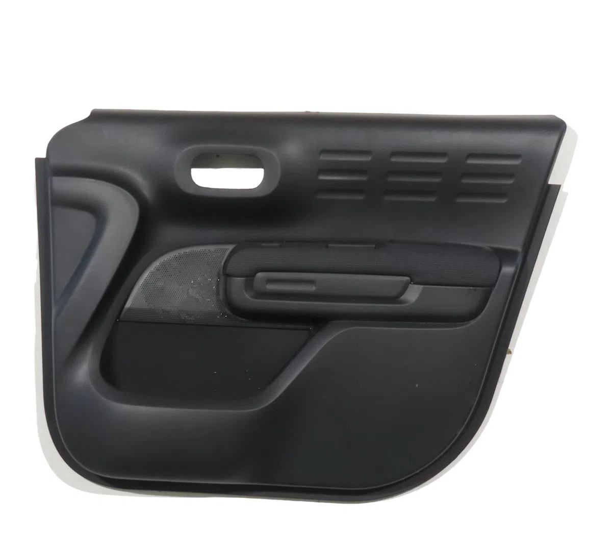 Garniture porte avd Citroen C3 AIRCROSS II (2R_, 2C_) 1.2 puretech 110 (2rhnzb, 2rhnzw, 2rhnpx, 2rhnpj) (2017) occasion