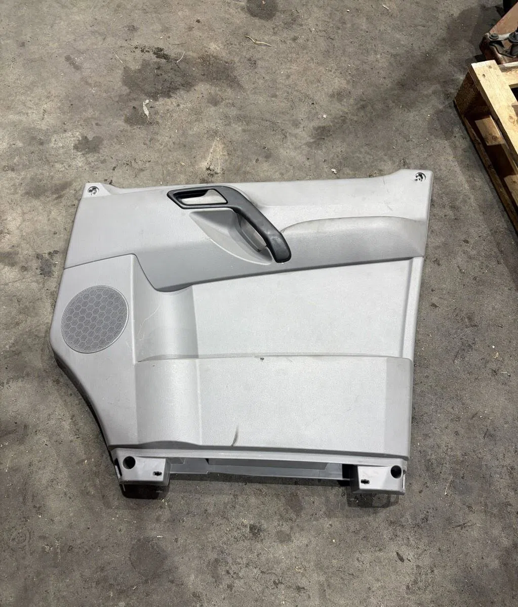 Garniture porte avd MERCEDES SPRINTER 2 PHASE 2 occasion