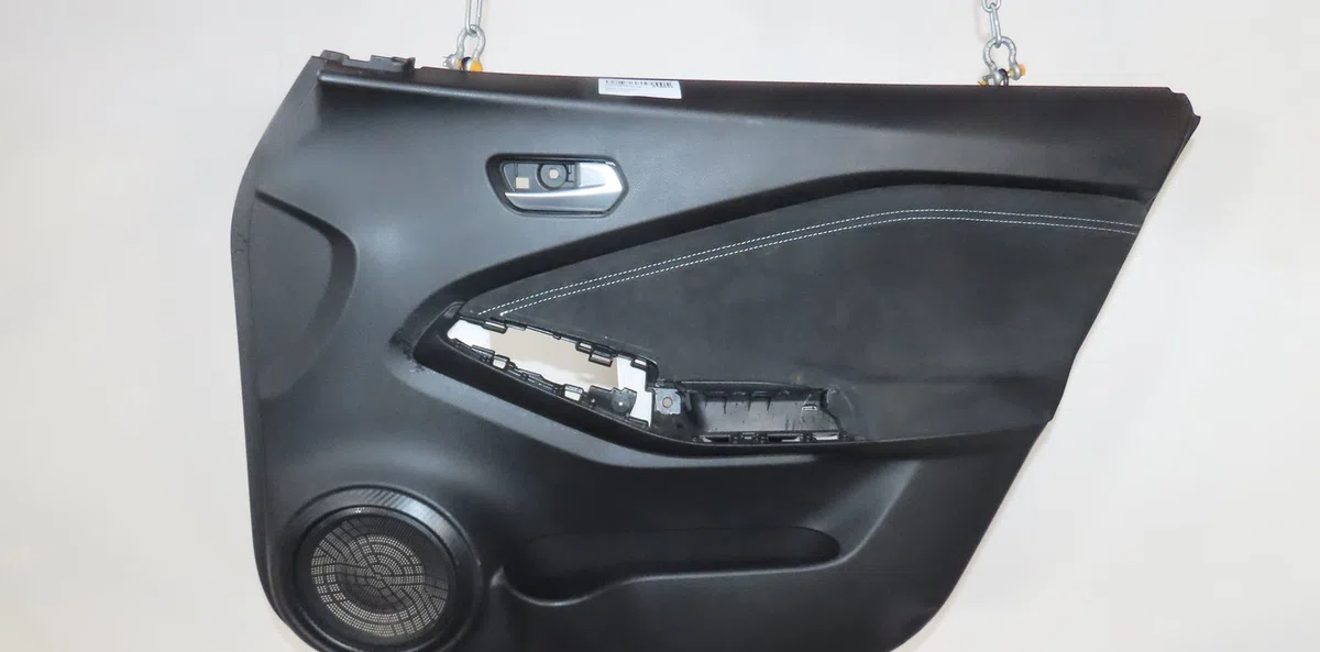 Garniture porte avd Nissan JUKE (F16_) Dig-t 117 (2019) occasion