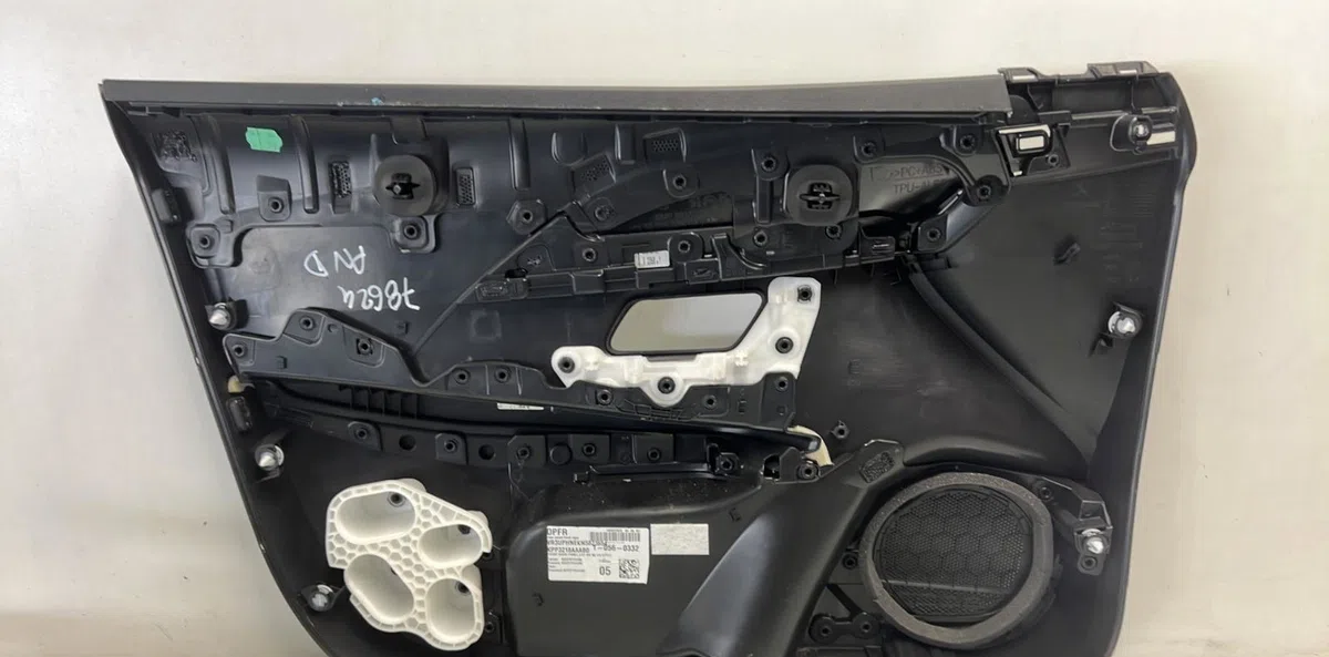 Garniture porte avd PEUGEOT 208 2 occasion