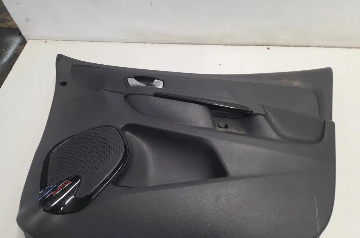 Garniture porte avd RENAULT CLIO 4 PHASE 1 occasion