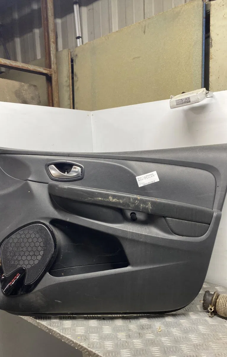 Garniture porte avd RENAULT CLIO 4 PHASE 2 occasion