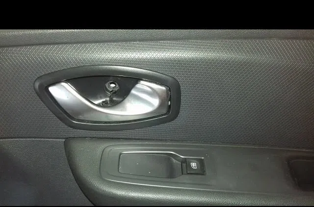 Garniture porte avd Renault CLIO IV (BH_) 1.2 16v (2012) occasion