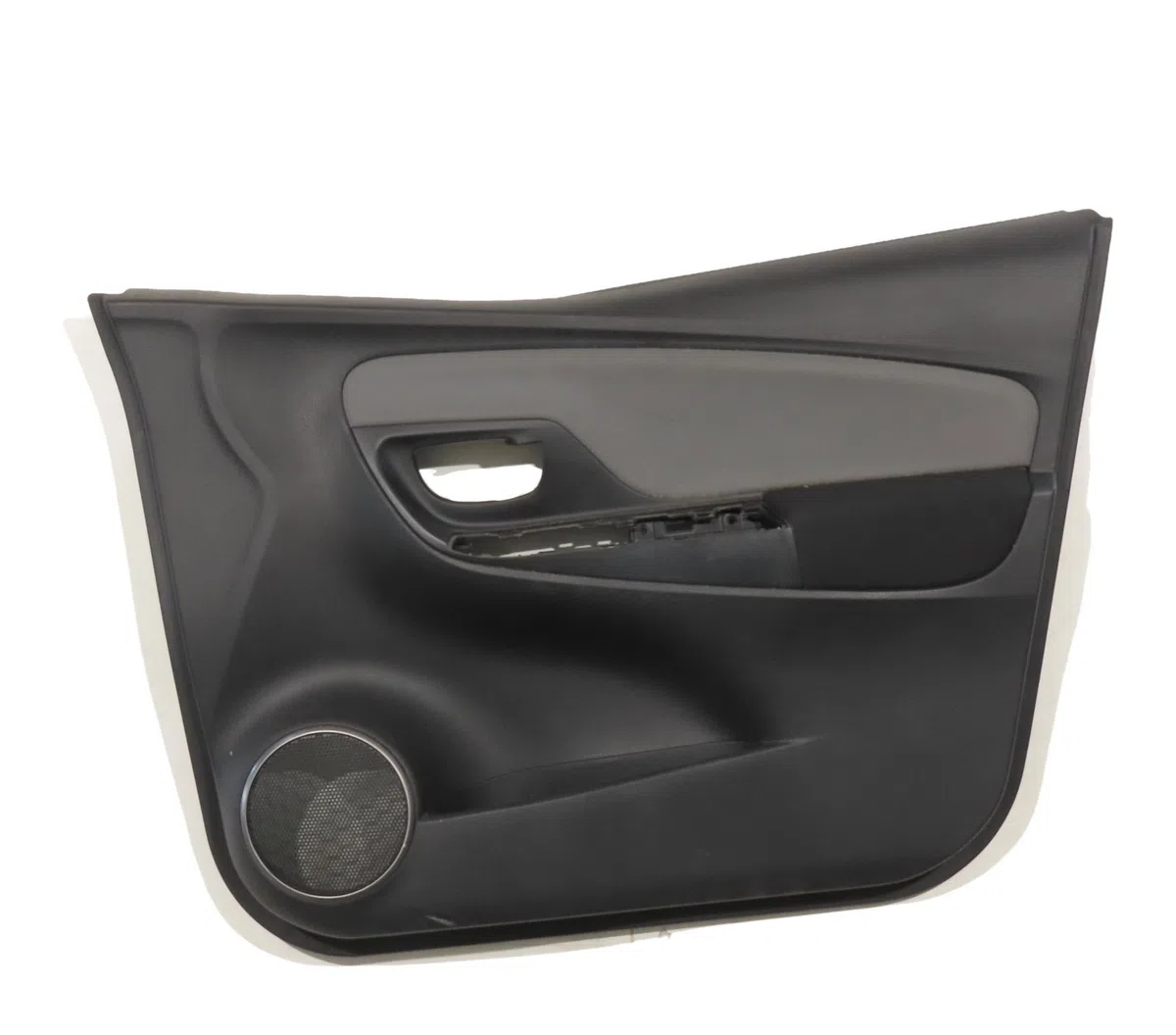 Garniture porte avd Toyota YARIS (_P13_) 1.3 (nsp130_) (2011) occasion