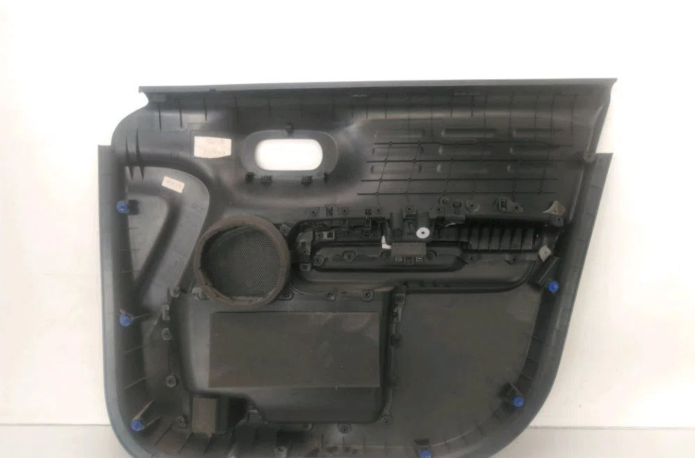 Garniture porte avg Citroen C3 AIRCROSS II (2R_, 2C_) 1.2 puretech 110 (2rhnzb, 2rhnzw, 2rhnpx, 2rhnpj) (2017) occasion