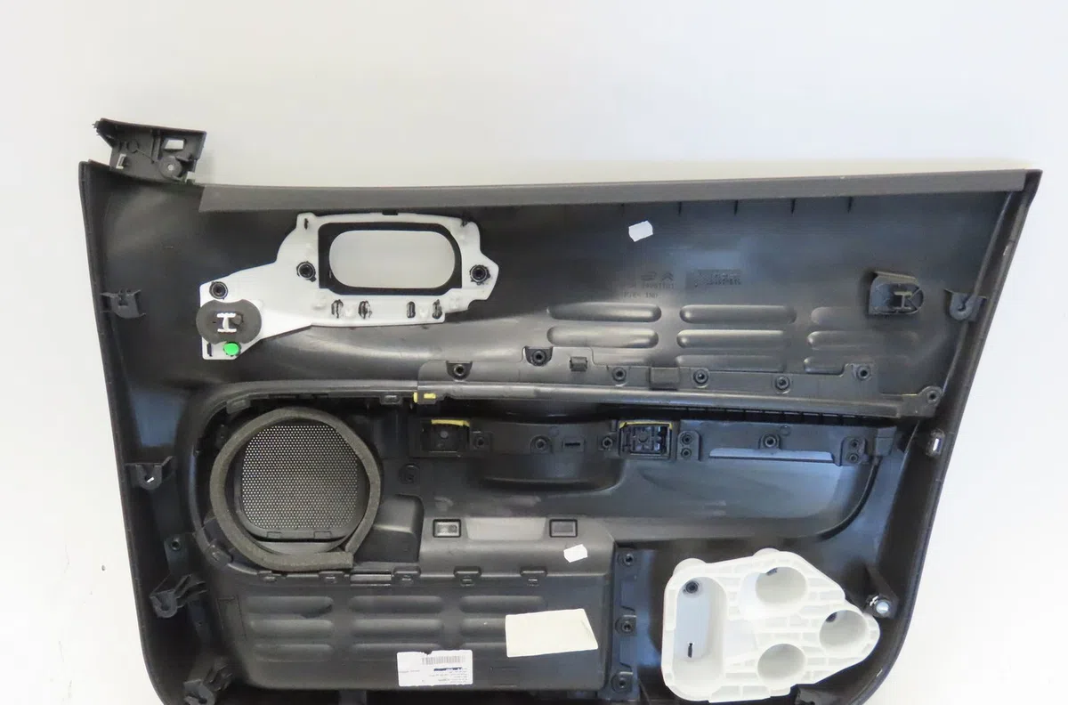 Garniture porte avg Citroen C4 CACTUS 1.2 vti 82 (2014) 5 portes occasion