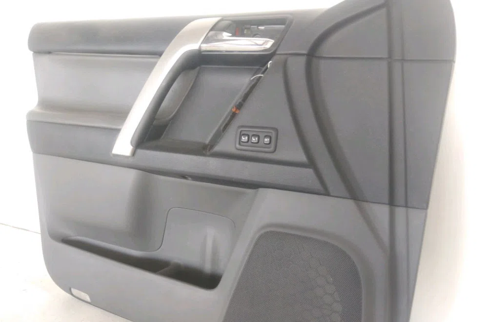 Garniture porte avg Toyota LAND CRUISER PRADO (_J15_) 3.0 d-4d (kdj150_, kdj150, kdj155) (2009) occasion