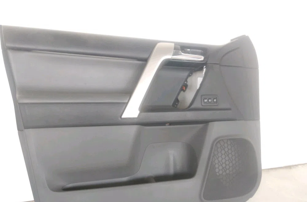 Garniture porte avg Toyota LAND CRUISER PRADO (_J15_) 3.0 d-4d (kdj150_, kdj150, kdj155) (2009) occasion