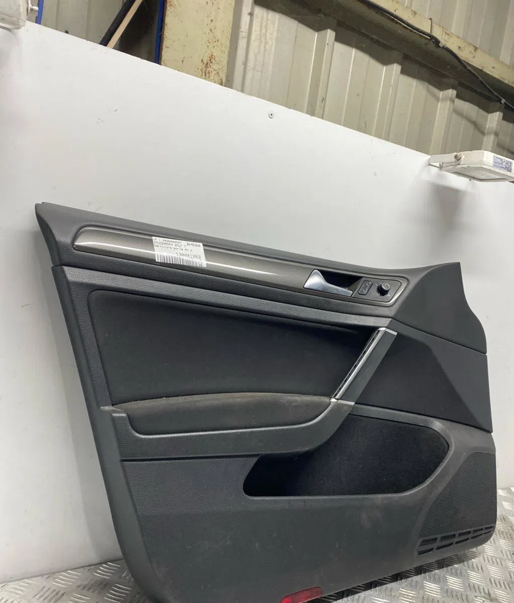 Garniture porte avg VOLKSWAGEN GOLF 7 PHASE 2 occasion