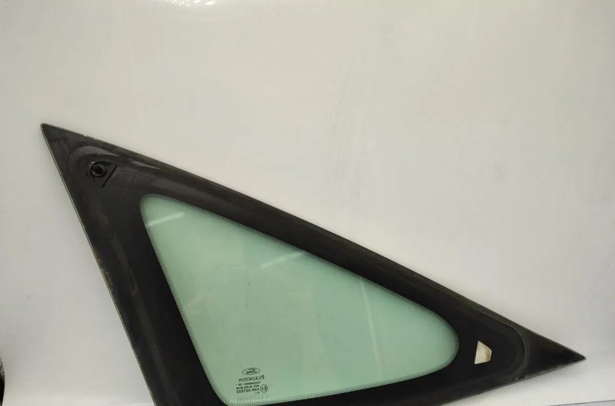 Glace ar custode d FORD FOCUS 1 occasion