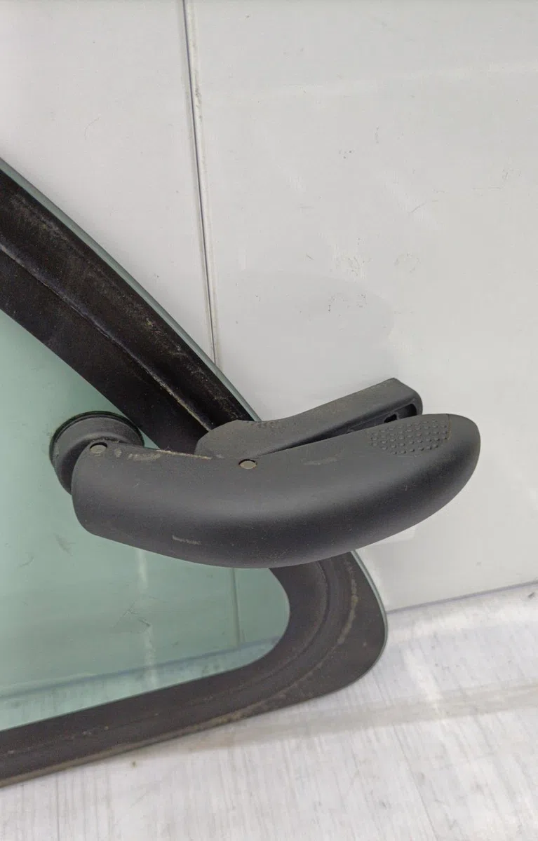Glace ar custode d FORD KA 1 PHASE 1 occasion