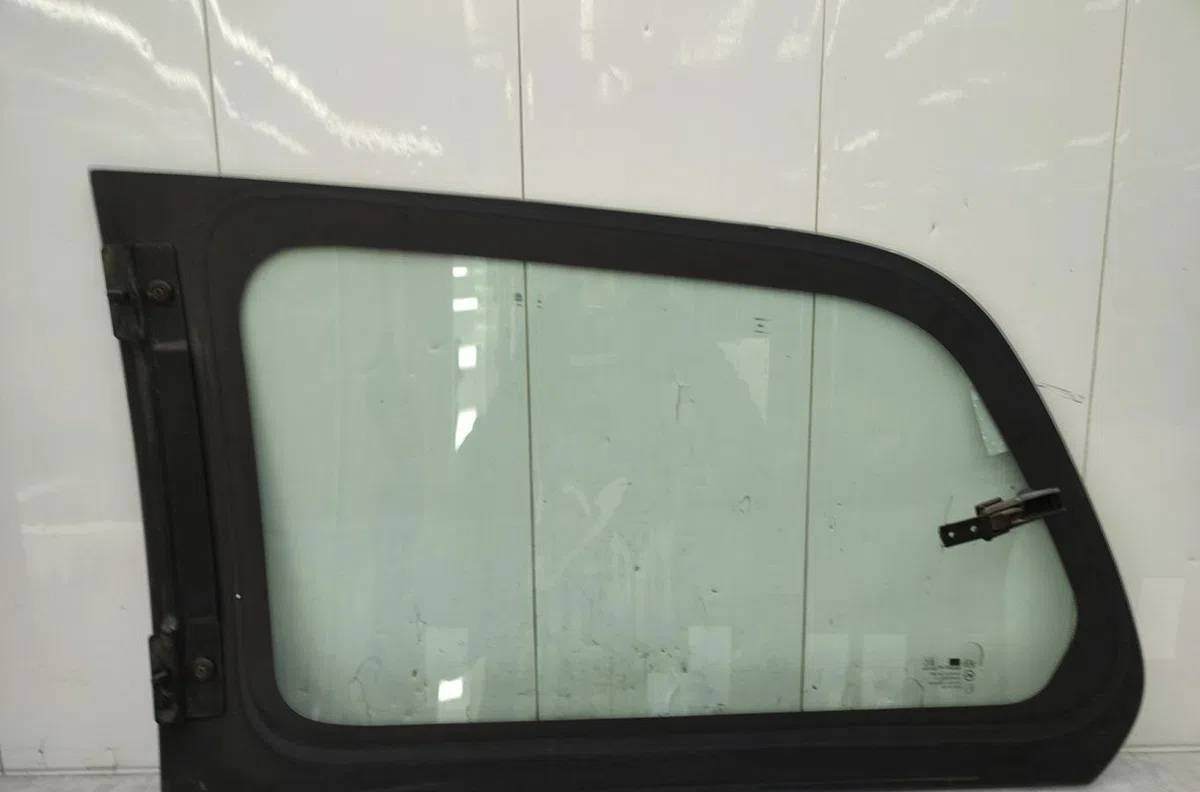 Glace ar custode d KIA CARNIVAL 1 occasion