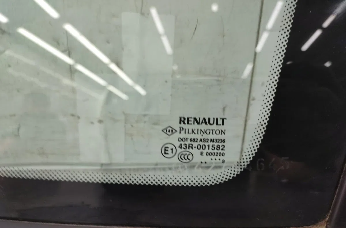 Glace ar custode d RENAULT LAGUNA 3 PHASE 1 BREAK occasion