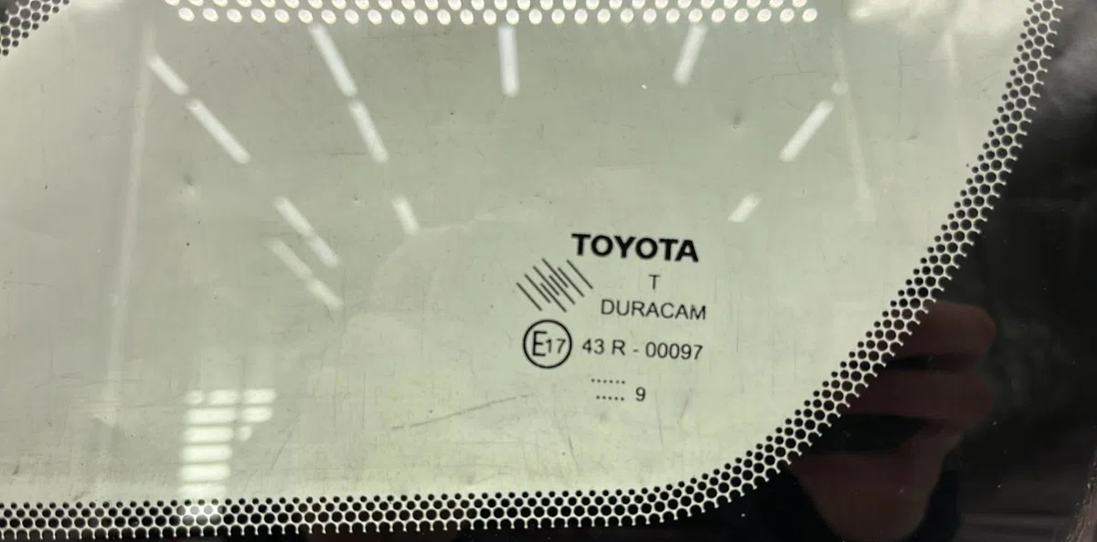 Glace ar custode d TOYOTA VERSO PHASE 1 occasion
