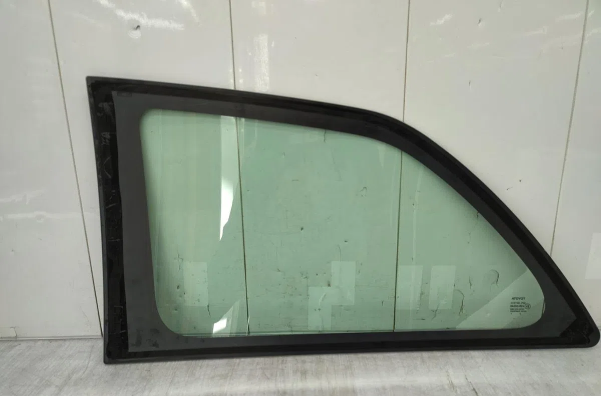 Glace ar custode d TOYOTA YARIS 2 PHASE 1 occasion