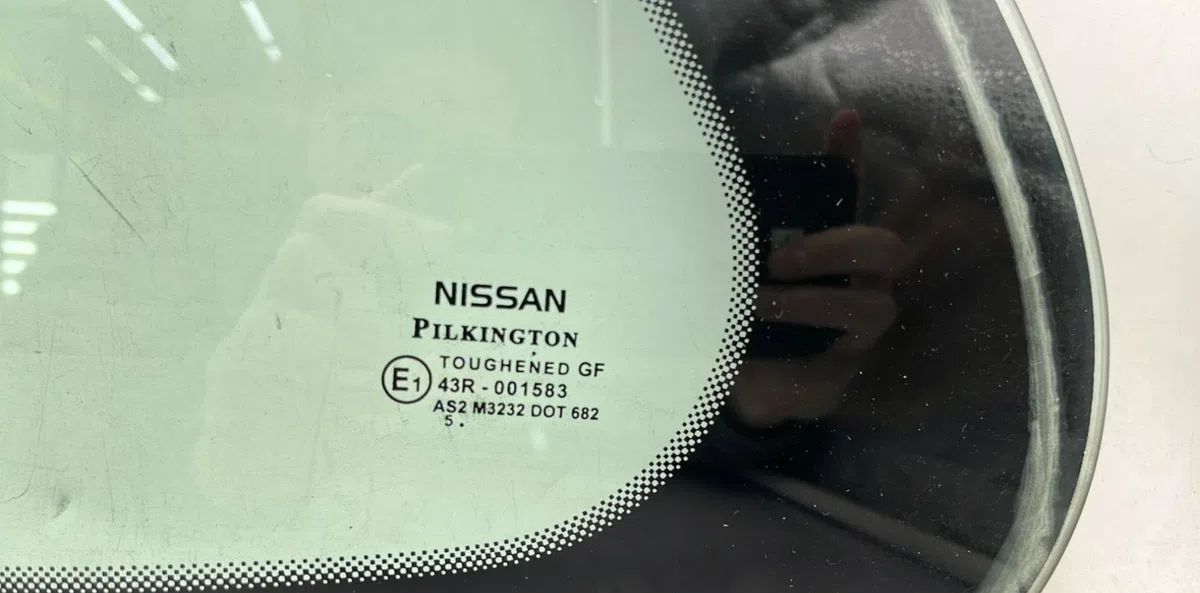 Glace ar custode g NISSAN MICRA 3 PHASE 2 occasion