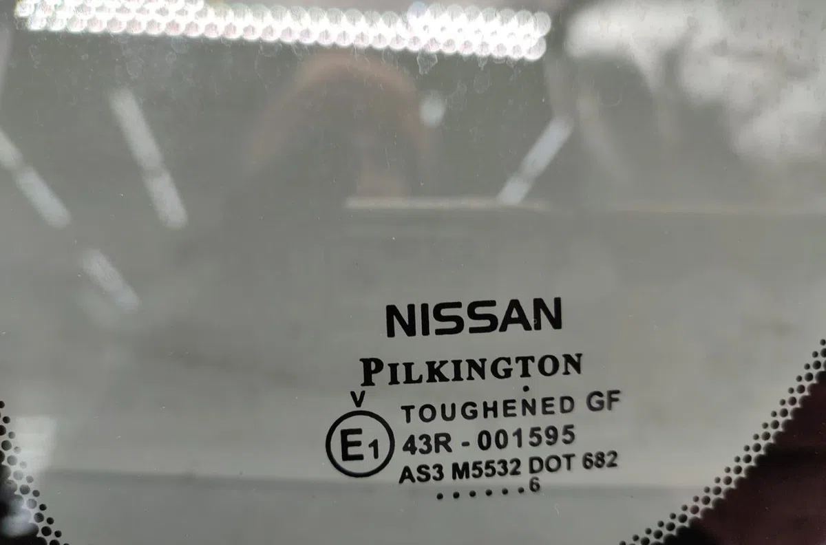 Glace ar custode g NISSAN NOTE 1 PHASE 1 occasion