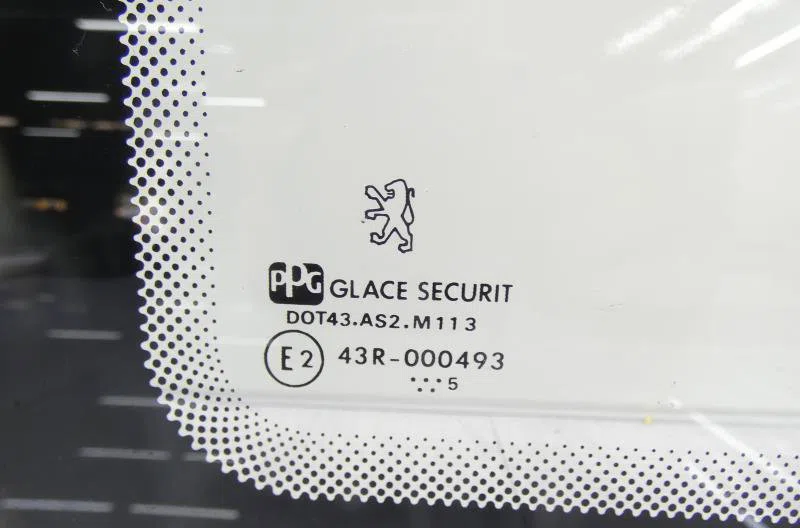 Glace ar custode g PEUGEOT 106 PHASE 1 occasion