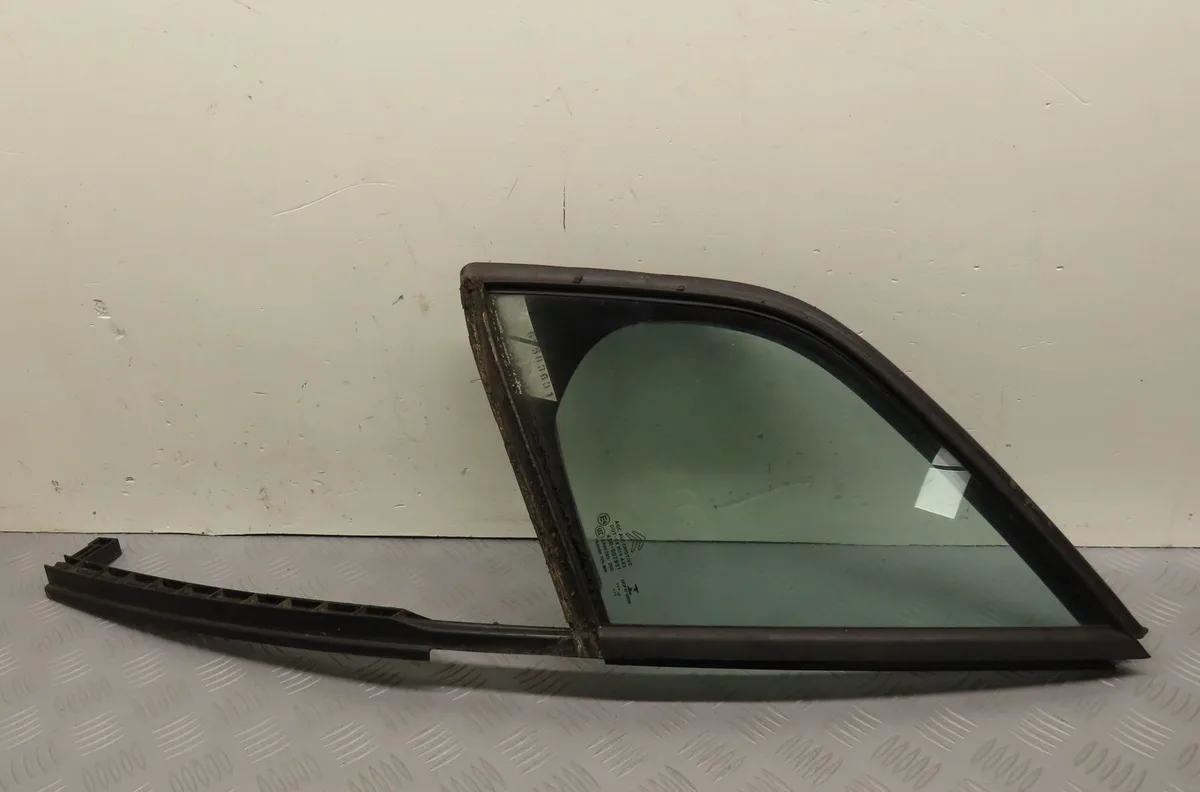 Glace av custode g Citroen C3 II (SC_) 1.0 vti 68 (2012) 5 portes occasion