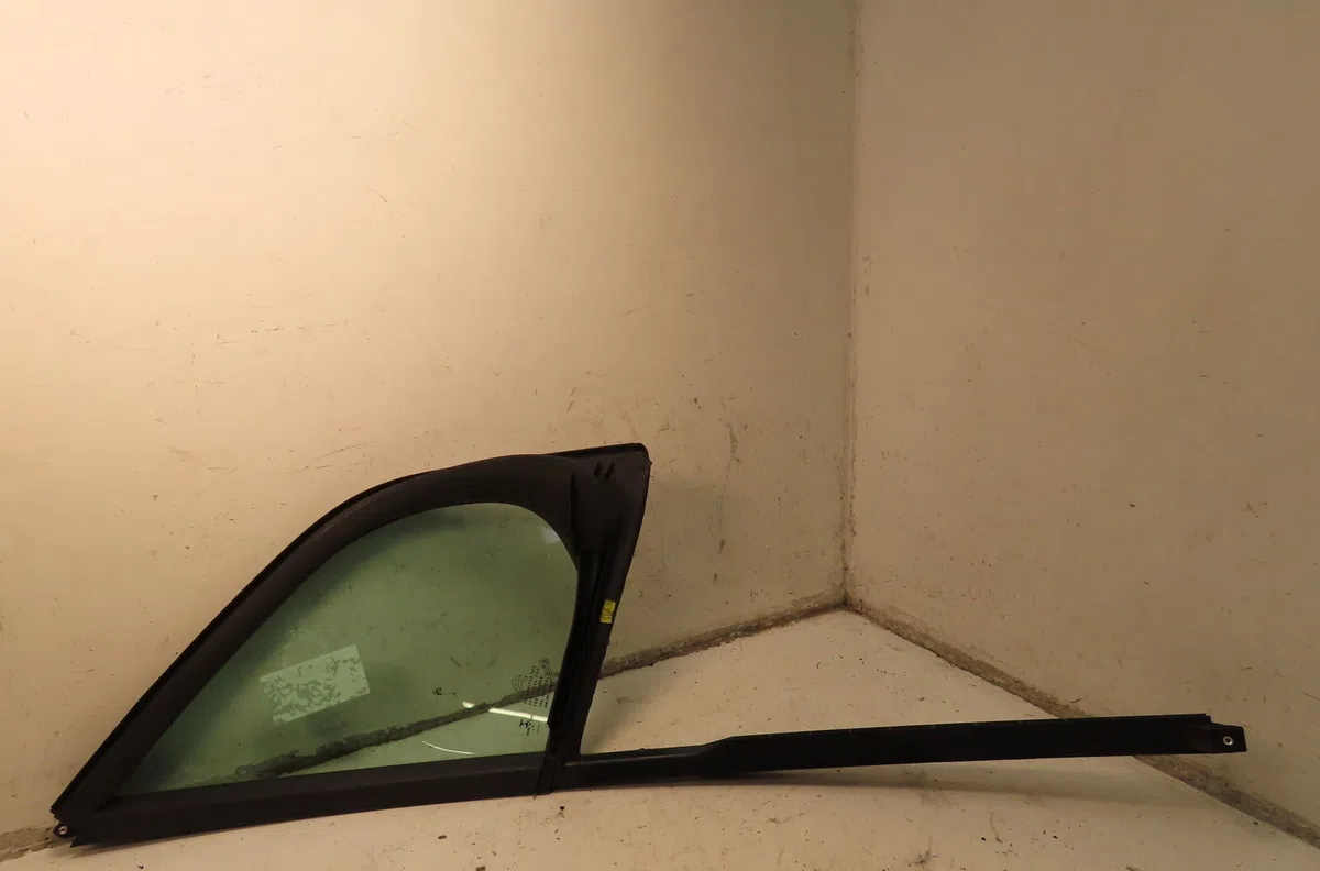 Glace av custode g Citroën C3 II (SC_) 1.2 vti 82 (2012-2016) 5 portes occasion