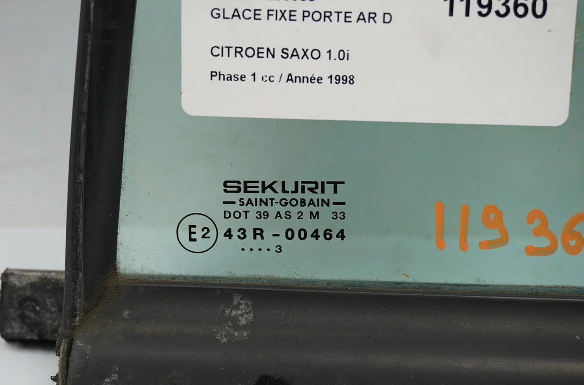 Glace fixe porte ar d Citroën SAXO (S0, S1) 1.0 x (1996-1998) 5 portes occasion
