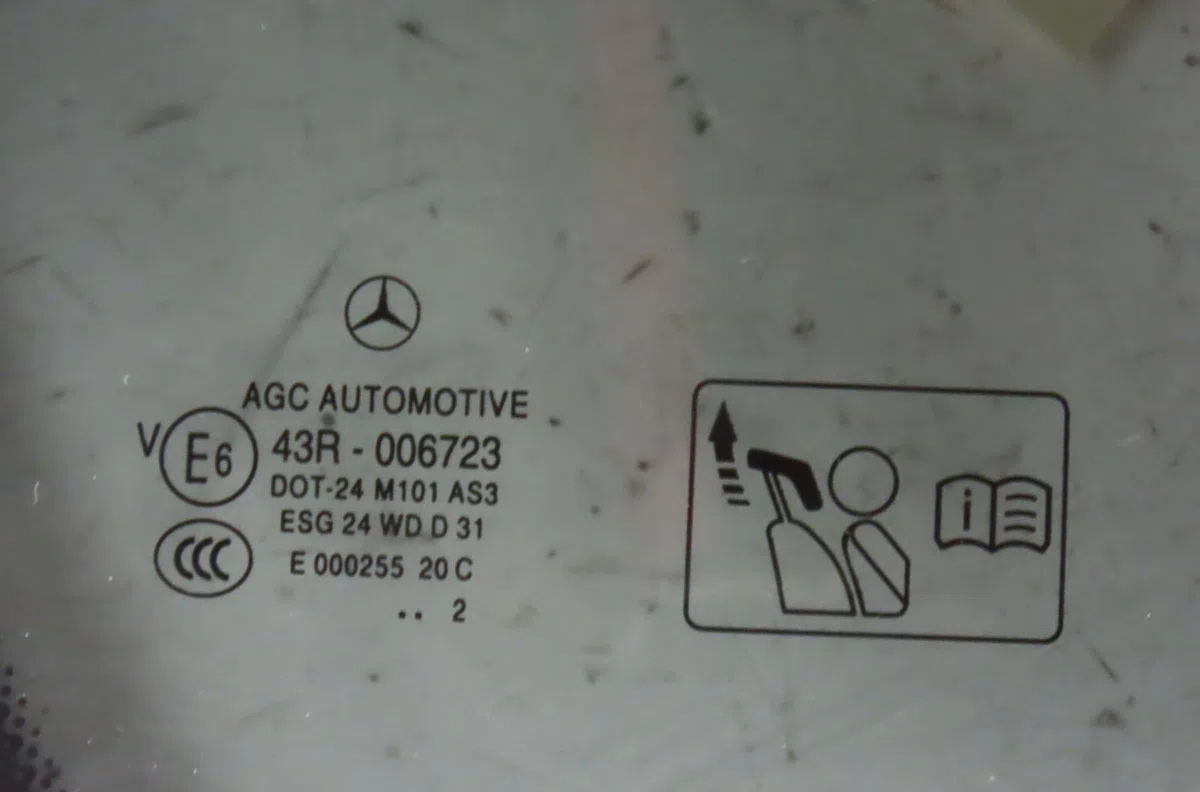 Glace fixe porte ar d Mercedes-benz CLASSE A (W176) A 180 cdi - d (176.012) (2012-2018) occasion