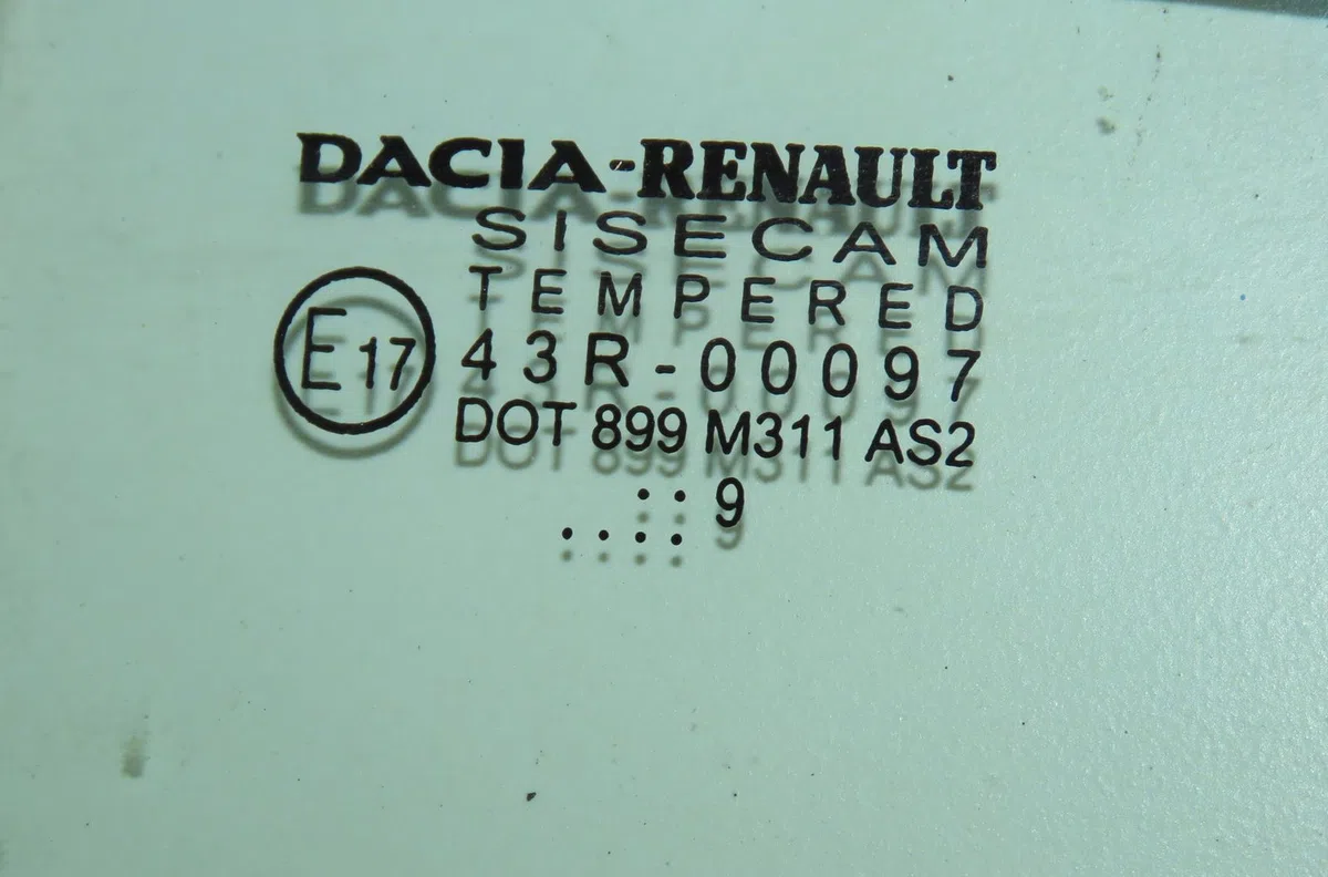 Glace fixe porte ar g Dacia SANDERO II Tce 90 (b8m1, b8ma) (2012) 5 portes occasion