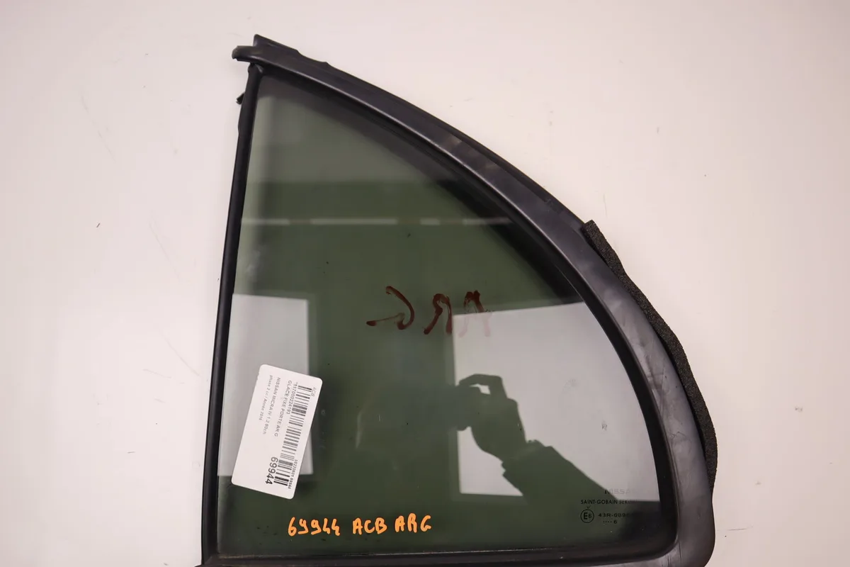 Glace fixe porte ar g NISSAN MICRA IV 1.2 80ch occasion