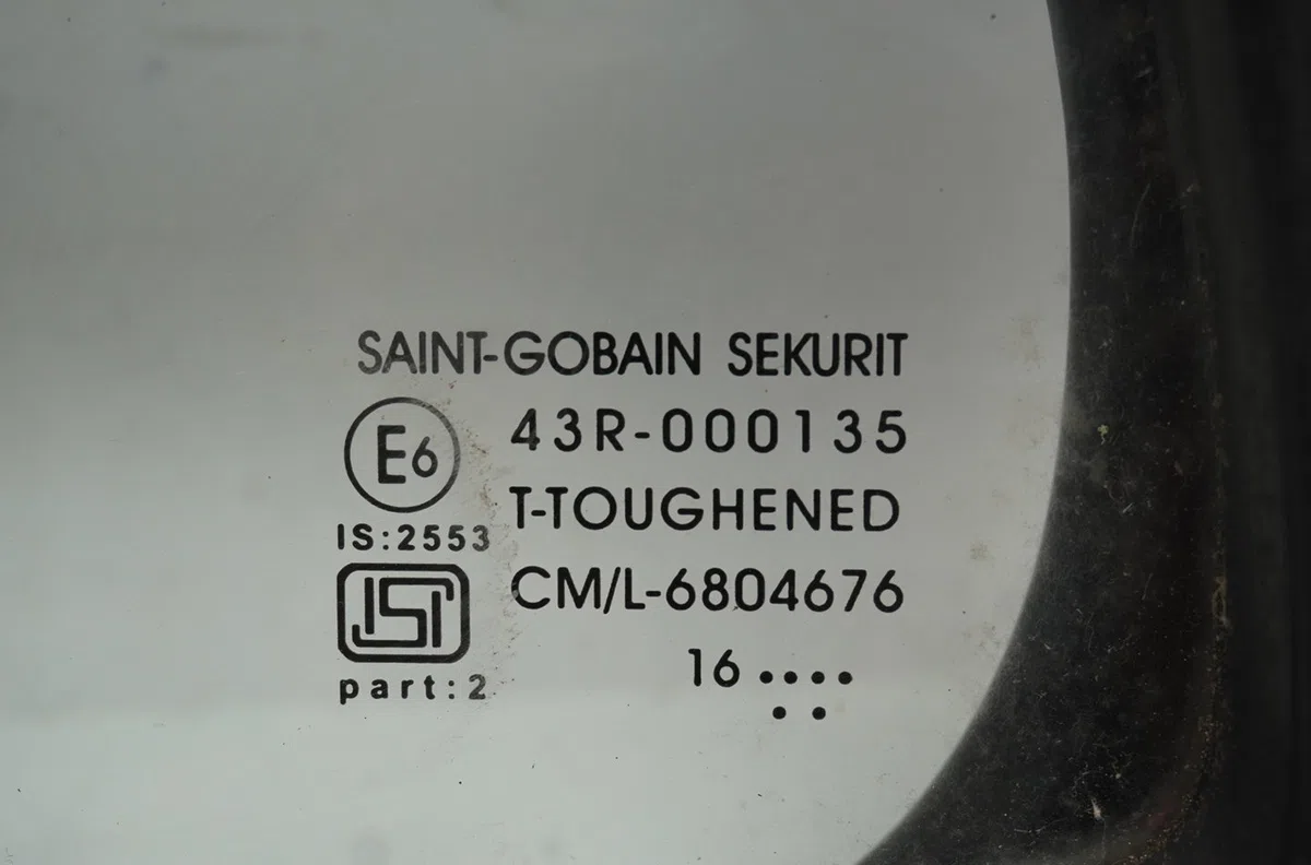 Glace fixe porte ar g Nissan MICRA IV (K13K) 1.2 (2010-2015) occasion