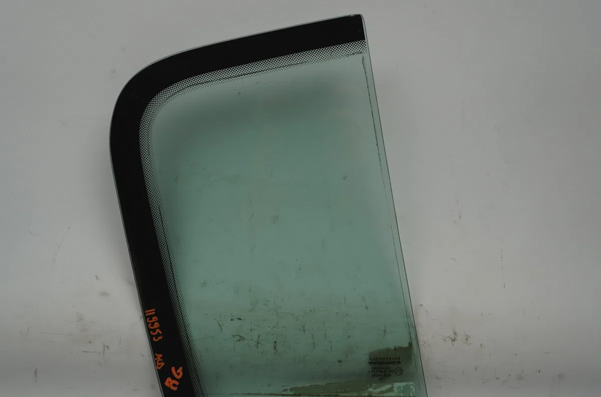 Glace fixe porte ar g Renault MEGANE II (BM0-1_, CM0-1_) 1.5 dci (bm1e, cm1e) (2005-2008) occasion