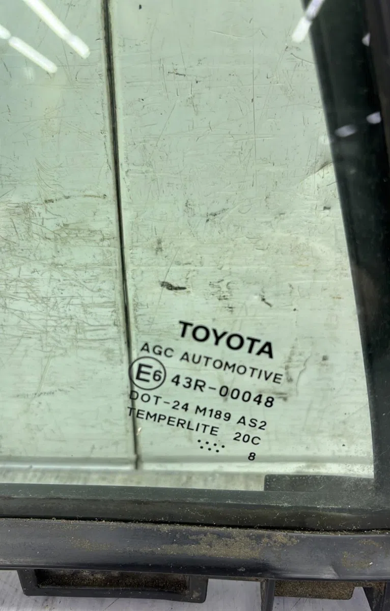 Glace fixe porte ar g TOYOTA AURIS 1 PHASE 1 occasion