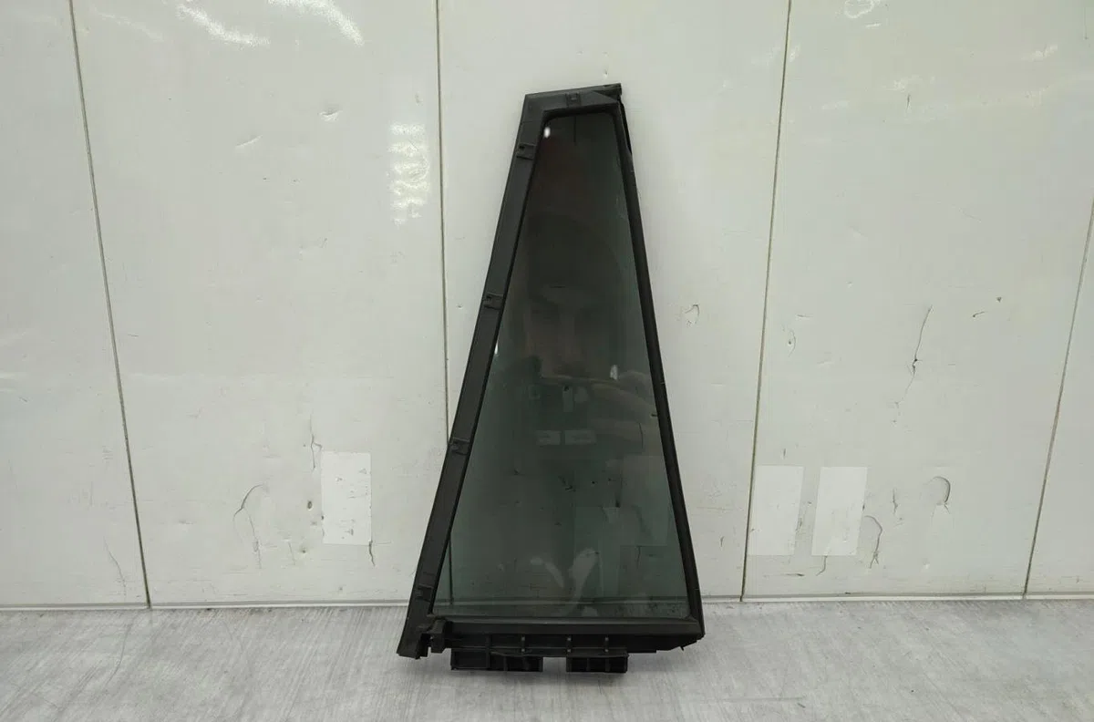 Glace fixe porte ar g TOYOTA RAV4 3 PHASE 3 occasion