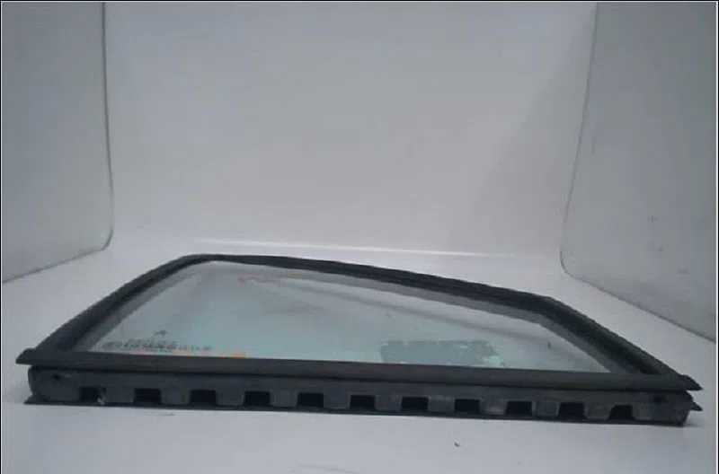 Glace fixe porte av d CITROEN AX  1.1i occasion