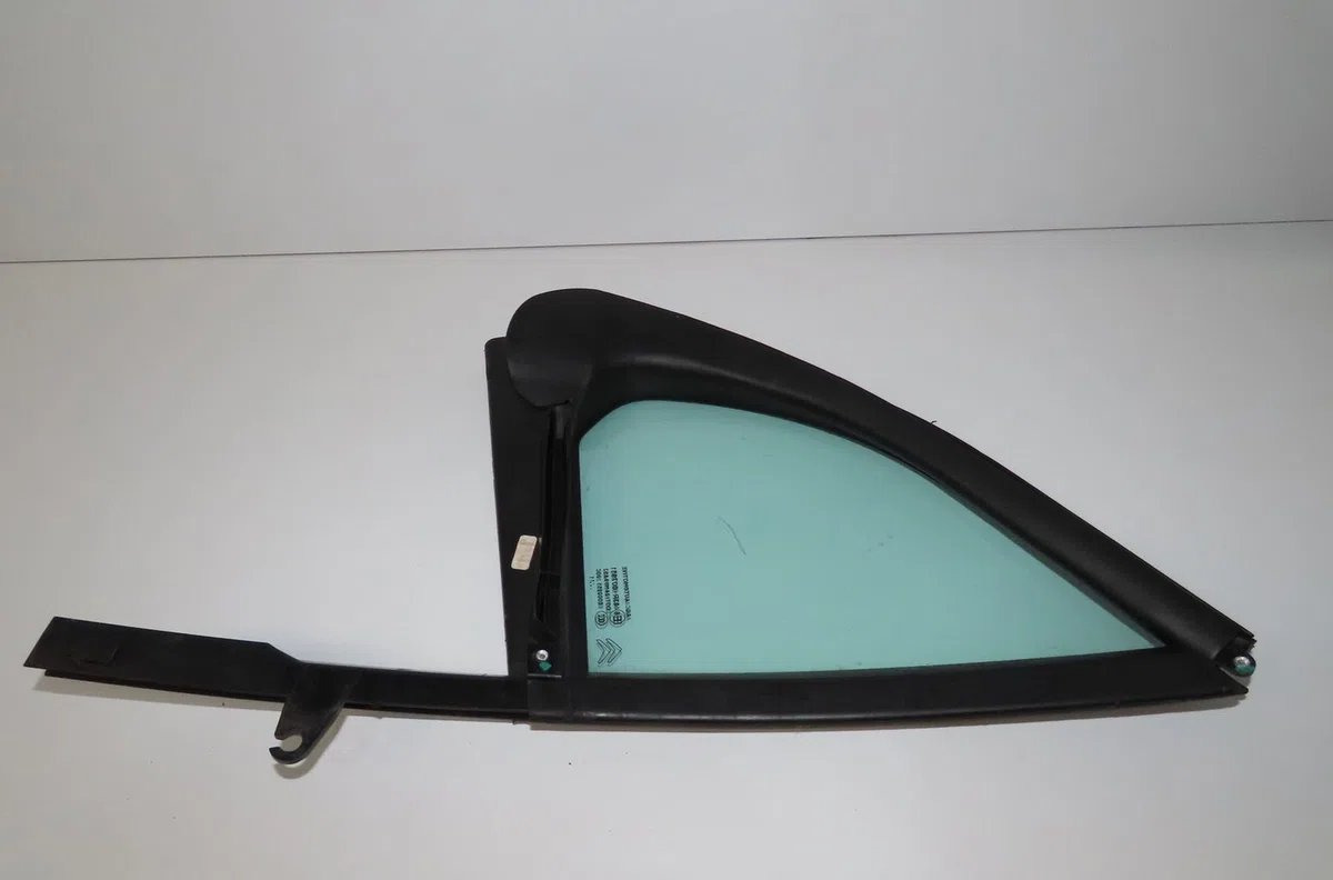 Glace fixe porte av d Citroen DS3 (SA_) 1.6 hdi 90 (2009-2015) 3 portes occasion
