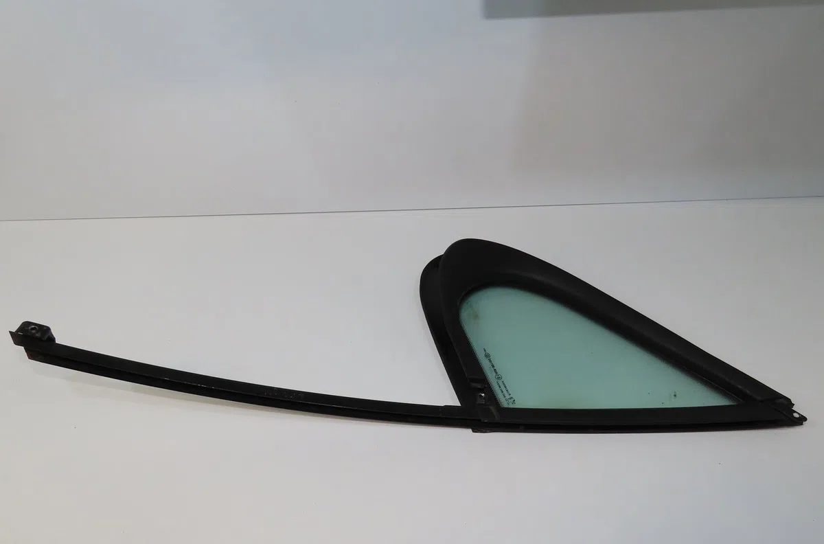 Glace fixe porte av d Peugeot 207-207 (WA_, WC_) 1.4 hdi (2006-2015) 5 portes occasion