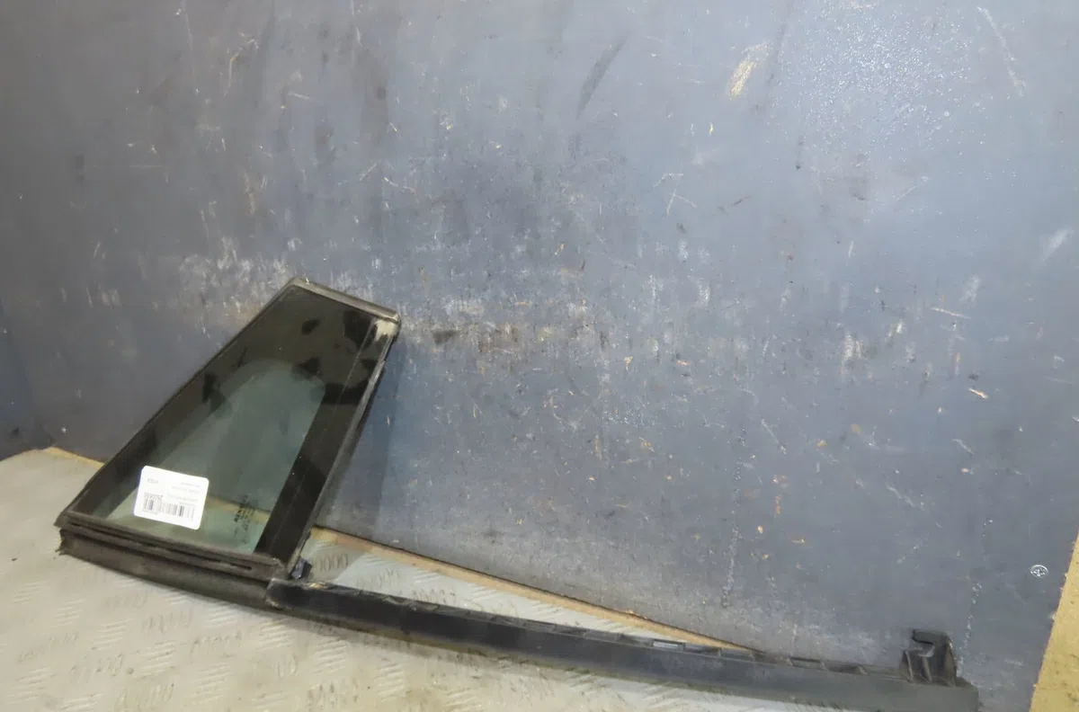 Glace fixe porte av d Renault CLIO IV (BH_) 0.9 tce 90 (2012) 5 portes occasion