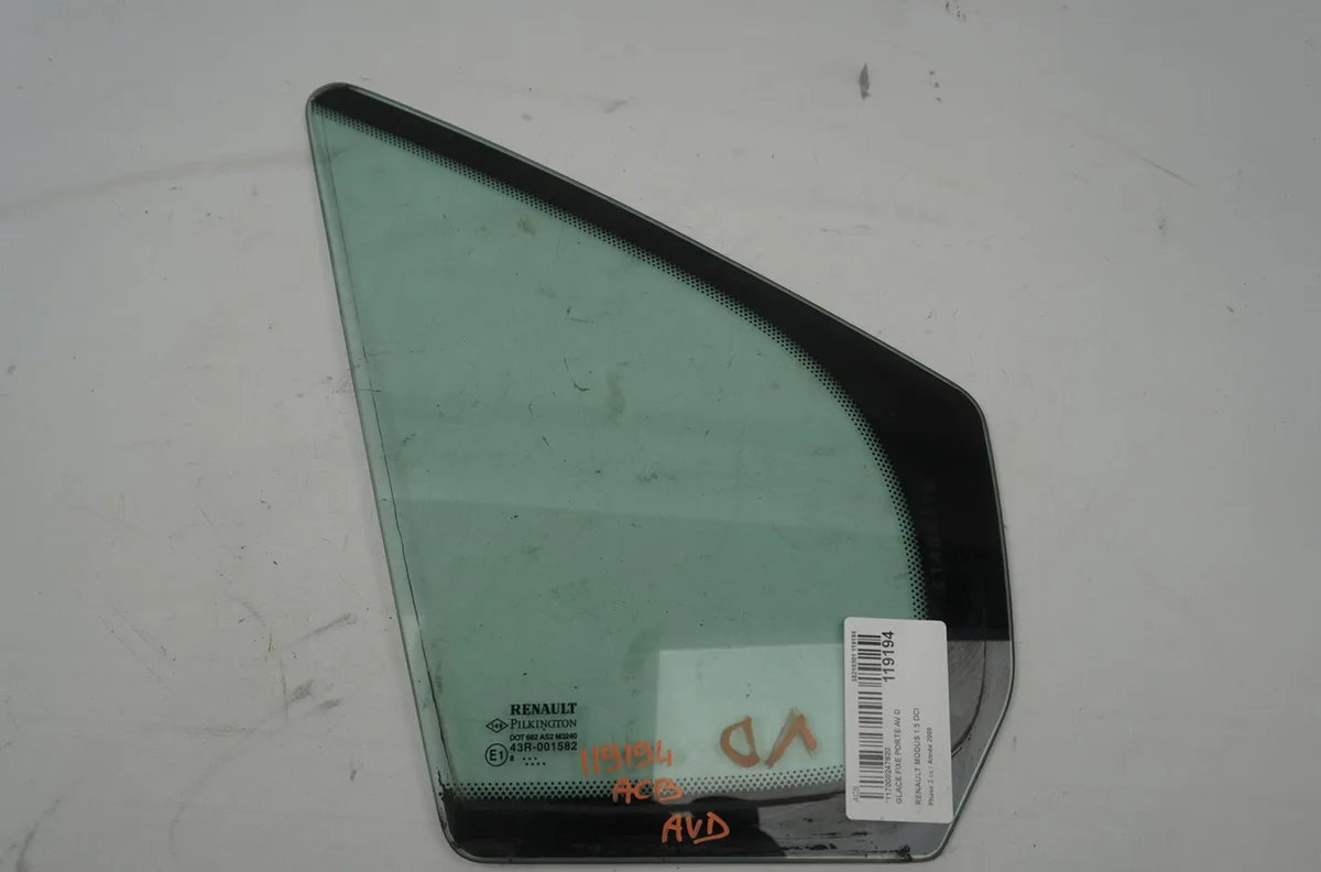 Glace fixe porte av d Renault MODUS - GRAND MODUS (F-JP0_) 1.5 dci (fp0f, jp0f) (2004) 5 portes occasion