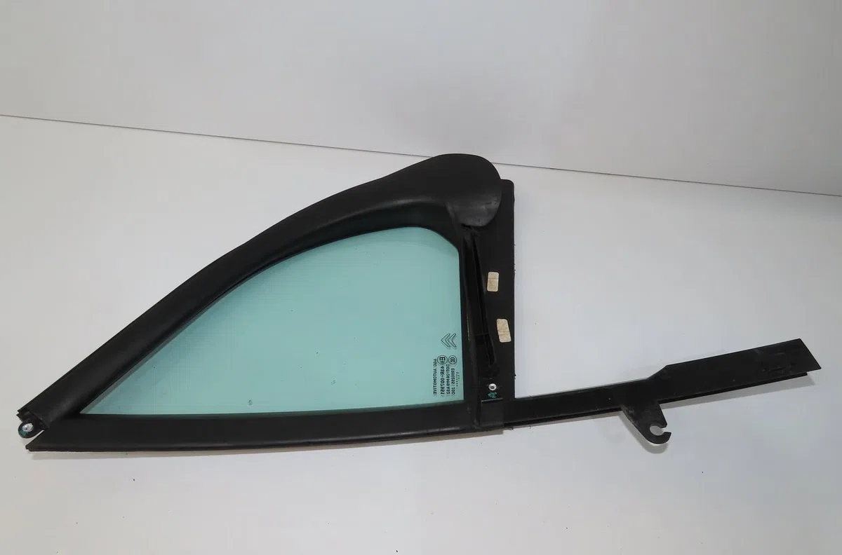 Glace fixe porte av g Citroen DS3 (SA_) 1.6 hdi 90 (2009-2015) 3 portes occasion