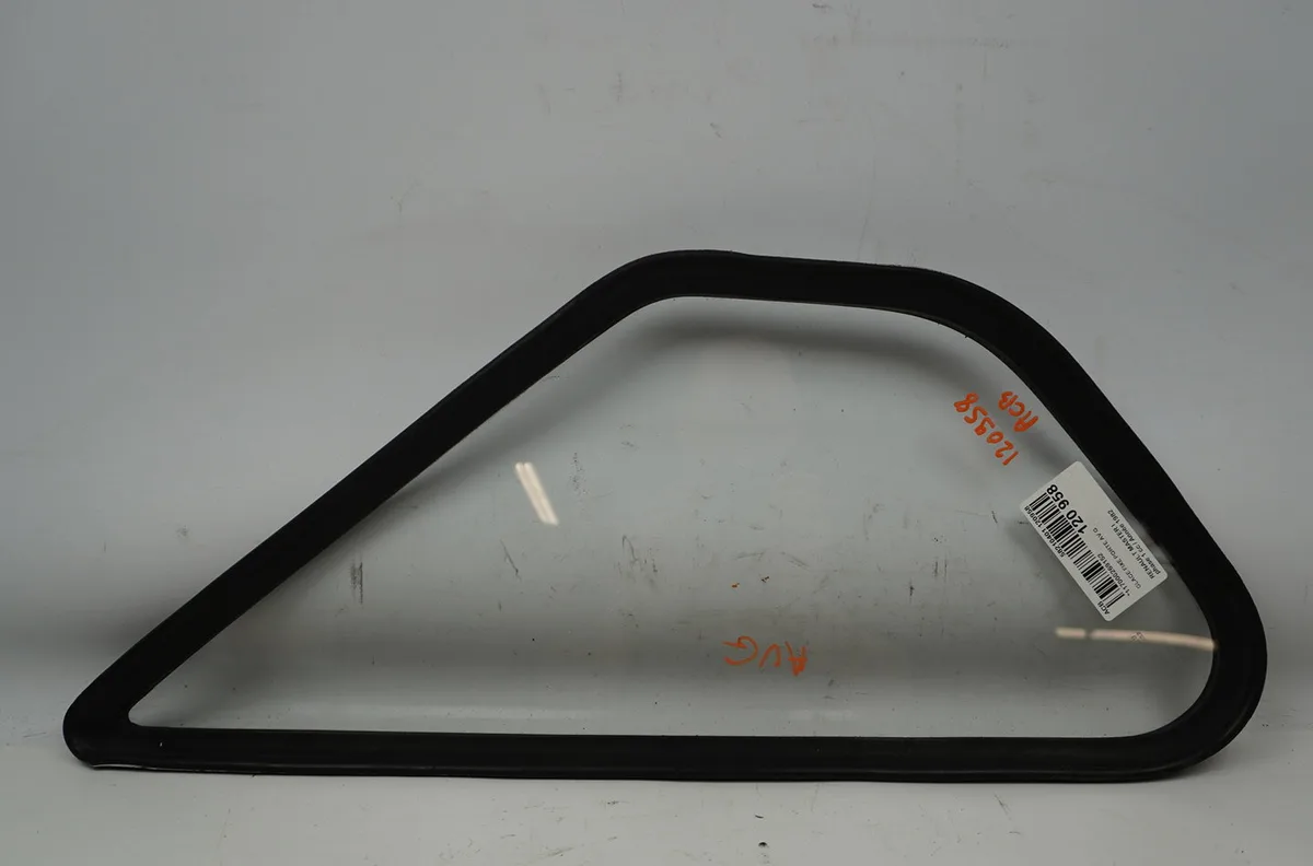 Glace fixe porte av g Renault MASTER I Camionnette (T__) 28-35 2.4 d (1980-1989) occasion