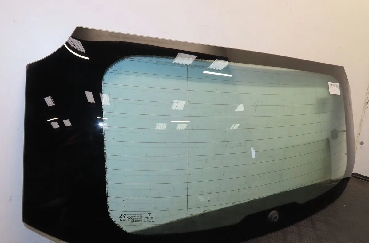 Glace lunette ar Peugeot 208 II (UB_, UP_, UW_, UJ_) 1.5 bluehdi 100 (2019) occasion