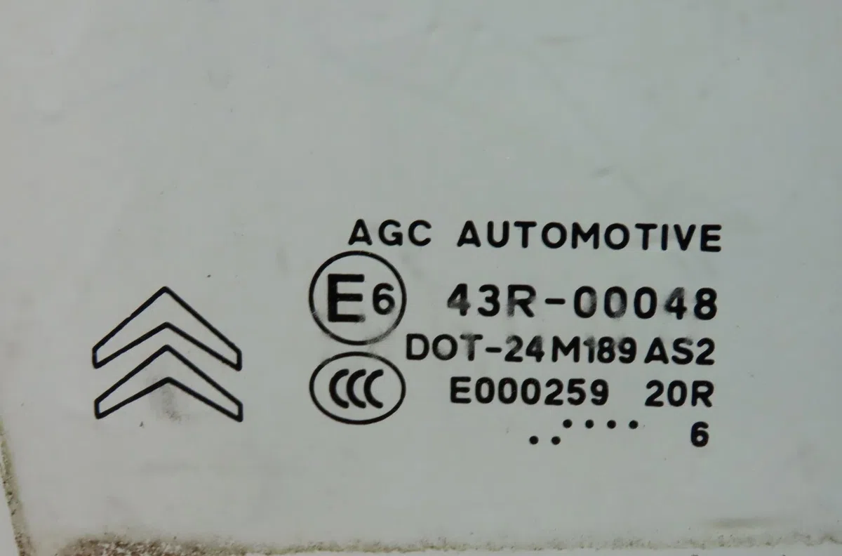 Glace porte ar d Citroen C3 II (SC_) 1.0 vti 68 (2012) 5 portes occasion